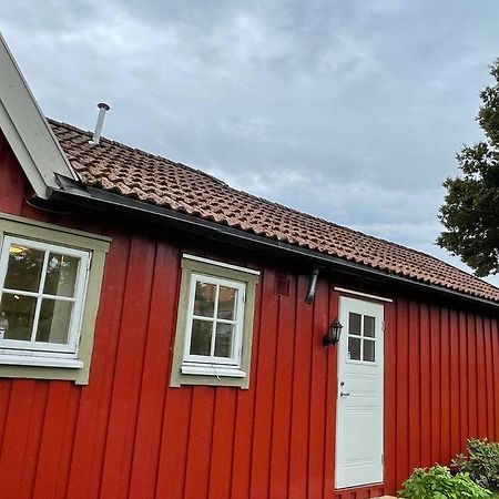 Apartament With Access To Garden, Central, Quiet And With Free Parking Fredrikstad Bagian luar foto