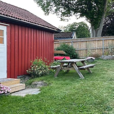 Apartament With Access To Garden, Central, Quiet And With Free Parking Fredrikstad Bagian luar foto
