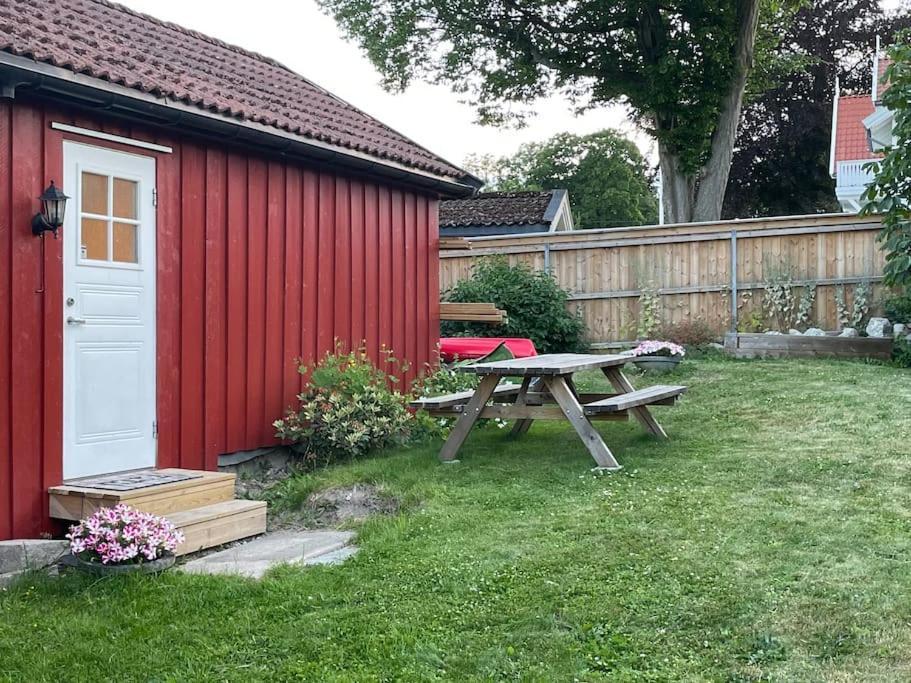 Apartament With Access To Garden, Central, Quiet And With Free Parking Fredrikstad Bagian luar foto