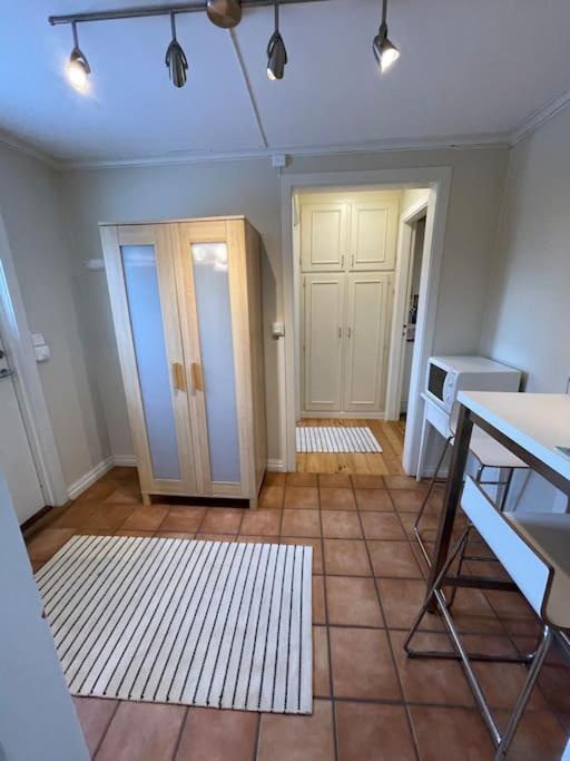 Apartament With Access To Garden, Central, Quiet And With Free Parking Fredrikstad Bagian luar foto